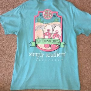 Simply Southern T-shirt Size Medium